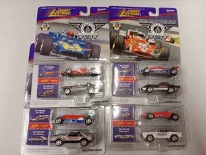 lot 472 image: Johnny Lightning Dragsters & Indianapolis 500 Champions 164th Scale Die Cast Cars