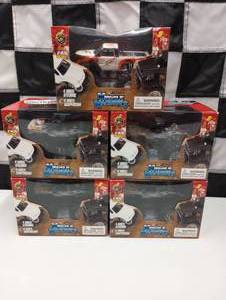 lot 461 image: Action Racing Muscle Machines 143 Scale.