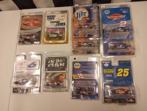 lot 484 image: Assorted Action Racing 164th Scale Die Cast Cars.