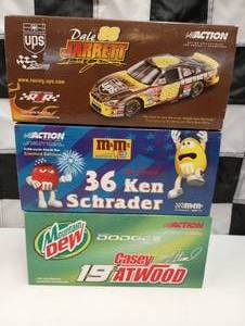 lot 515 image: Action Racing 124th Scale Die Cast Cars