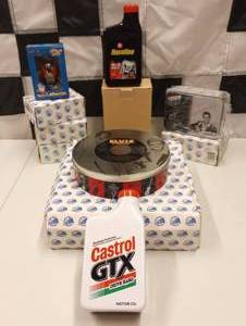 lot 559 image: Assorted 164th Scale Die Cast Cars In Tins
