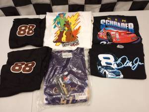 lot 596 image: Nascar Racing Assorted Medium Youth T-ShirtsShorts