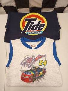 lot 604 image: Nascar Racing Youth Small Pullover Sweatshirts
