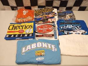 lot 610 image: Nascar Racing XL Adult T-Shirts
