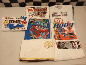 lot 613 image: Assorted Nascar  Youth Large T-Shirts