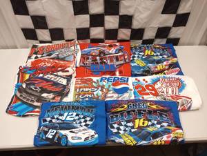 lot 616 image: Assorted Nascar  Adult Large T-Shirts