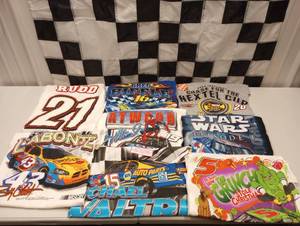 lot 618 image: Assorted Nascar  Adult Large T-Shirts