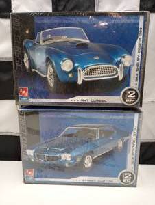 lot 665 image: Ertl AMT 1963 Shelby Cobra 289 & 1972 Pontiac GTO Plastic Model Kits