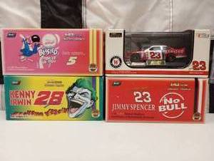 lot 671 image: Revell 143rd Scale Die Cast Cars