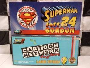 lot 678 image: Revell 118th Scale Die Cast Cars