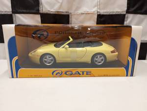 lot 693 image: Gate 118th Scale Porsche Carrera Convertible Die Cast Car