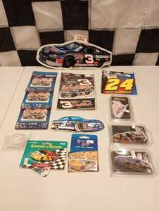 lot 788 image: (15) Assorted Nascar Racing Magnets.