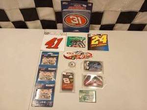 lot 790 image: (15) Assorted Nascar Racing Magnets.