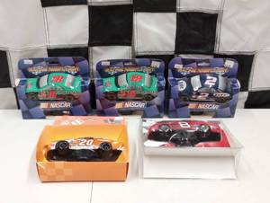lot 797 image: Assorted Nascar Racing Car Night Lights
