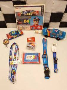 lot 799 image: Jeff Gordon #24 DuPont Lot