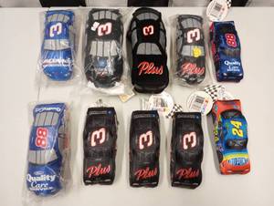 lot 807 image: Assorted Nascar Racing Bean Bag Race Cars