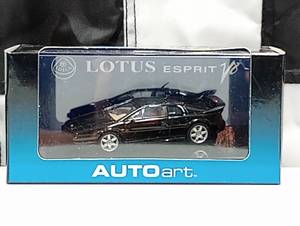 lot 822 image: Autoart Lotus Esprit V8 143rd Scale Die Cast Car