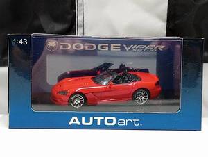 lot 824 image: Autoart Dodge Viper SRT-10 143rd Scale Die Cast Car