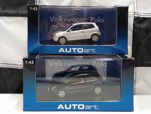 lot 829 image: (2) Autoart  Volkswagen Polo 143rd Scale Die Cast Cars