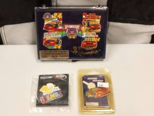 lot 888 image: Assorted  Nascar Collector Pins