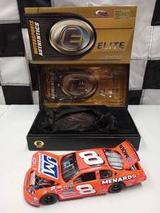 lot 923 image: Elite Motorsports Authentics 124 Scale Die Cast Dale Earnhardt Jr. Car