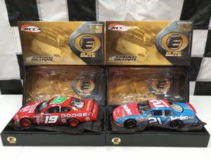 lot 927 image: Action Elite 124 Scale Die Cast Cars Kevin Harvick & Jermy Mayfield