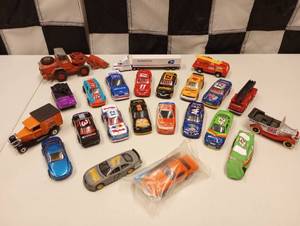 lot 933 image: Open Package Car Group 2