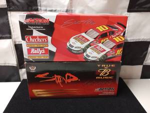 lot 140 image: Action Racing 124 Scale Die Cast Stock Cars