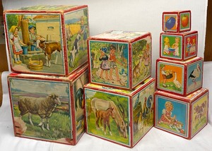 lot 105 image: Vintage Wooden Nesting Boxes