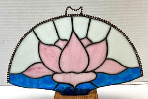 lot 115 image: Stunning Stained Glass Art with Wooden Base