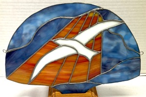 lot 41A image: Stunning Seagull Stained Glass Art with Wooden Base