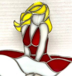 lot 40A image: Marilyn Monroe Themed Stained Glass Art Figurine