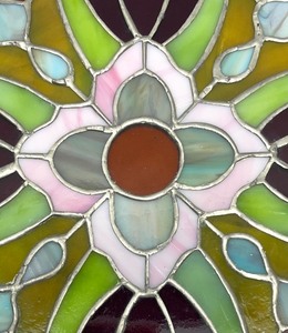 lot 30A image: Pretty Circle Stained Glass Decor