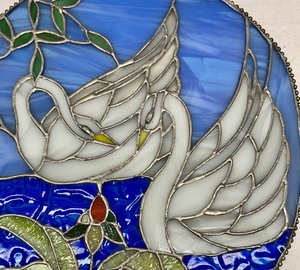 lot 47B image: Stunning Swan Stained Glass Decor