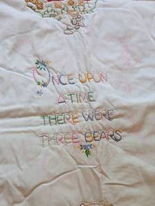 lot 45 image: Vintage Embroidered Baby Quilt
