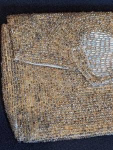 lot 49 image: Gold Beaded Bow Clutch