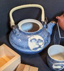 lot 161 image: Teapots, Chopsticks and More