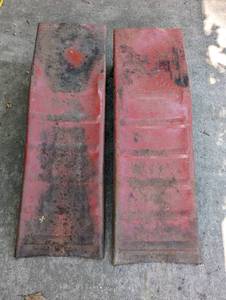 lot 192 image: Pair of Metal Car Ramps