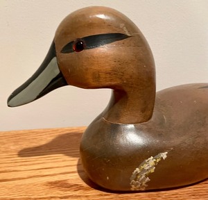 lot 58 image: Delightful Hand Carved Duck Decor