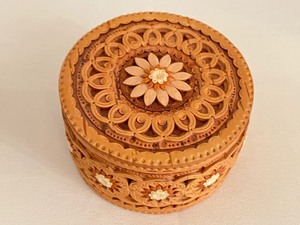 lot 39 image: Two Unique Trinket Boxes