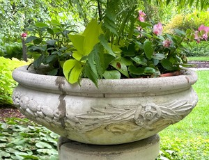 lot 44 image: Beautiful Cement Birdbath filled with Blooming Florals