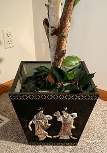 lot 95 image: Fine Faux Fica Tree