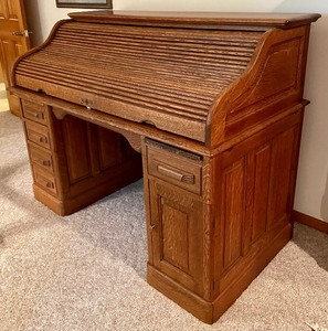 lot 98 image: Vintage Roll Top Desk