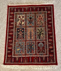 lot 19A image: Pretty Petite Rug from Egypt.