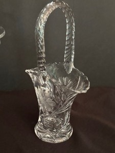 lot 67 image: Four Vintage Glass and Crystal Baskets