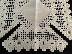 lot 64 image: Vintage Hardanger