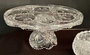 lot 62 image: Variety of Vintage Glass and Crystal Glassware