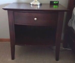 lot 207 image: Nightstands