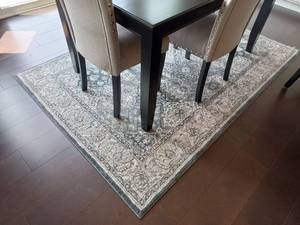 lot 38 image: Small Rug