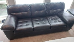 lot 45 image: Sofa